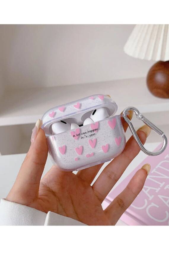 Airpods Pro 2. nesil Uyumlu Pembe Kalp Desenli Simli Kancalı Kulaklık Kılıfı - 1