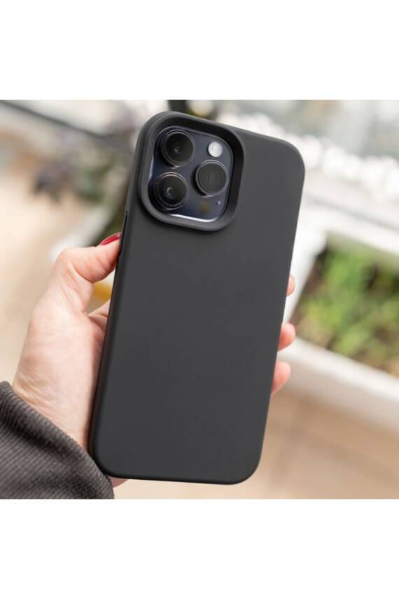 İphone 14 Pro Uyumlu İçi Kadife Lansman Silikon Siyah Kılıf - 1